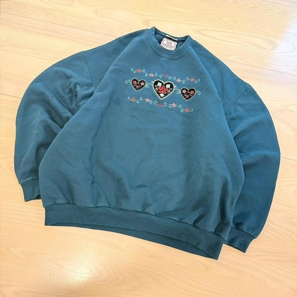 90s teal embroidered heart crewneck sweatshirt XL